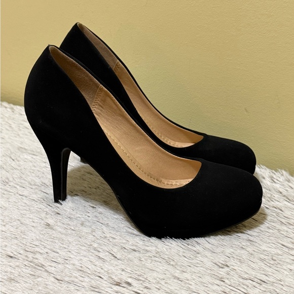 Cityclassified Shoes - City Classified Classic Dress Pumps